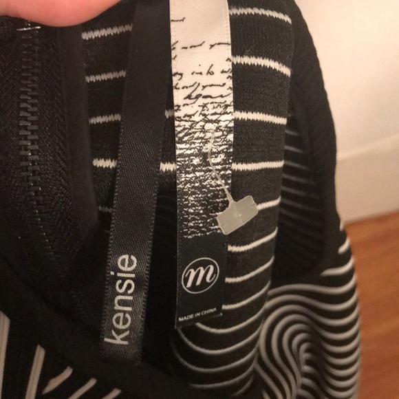 EUC Size M Black & White Striped Shirt B1 - Picture 5 of 5